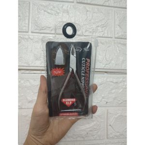 Kìm cắt móng tay 2in1 mũi dài 15mm sử dụng