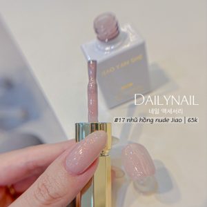 Hướng dẫn sơn gel móng tay màu hồng nhũ mịn