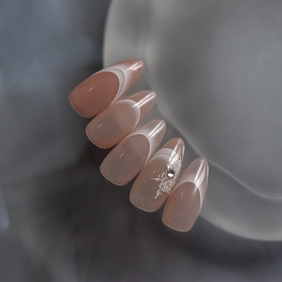 Hướng dẫn dán sticker ombre nail